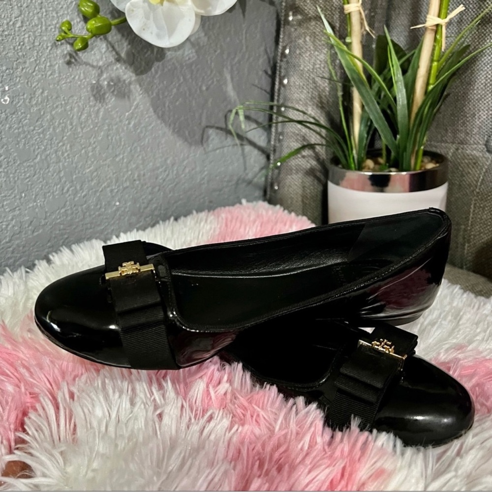 Tory Burch flats